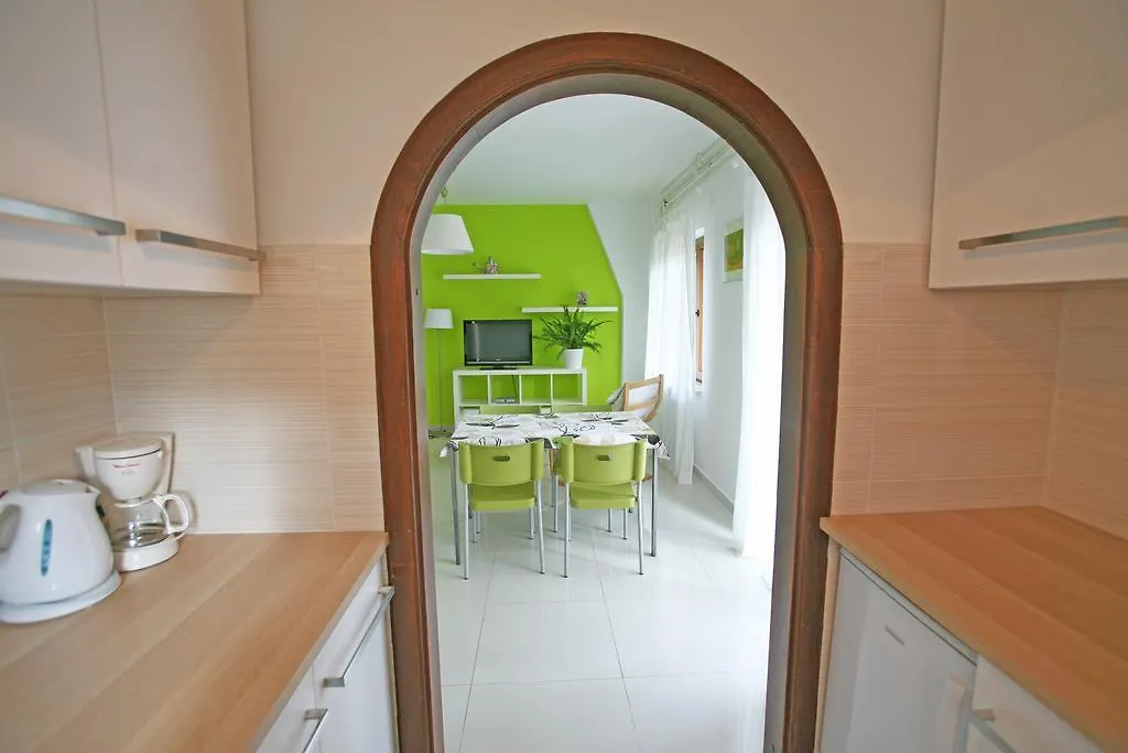 Apartments Maras Porec